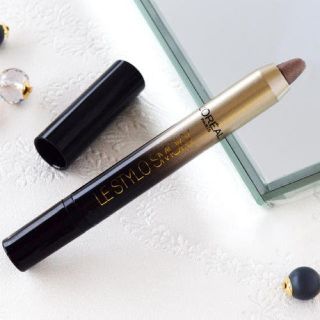 ロレアルパリ(L'Oreal Paris)のロレアル　パリ　カラーリッシュ　ル　スティロスモーキー(アイシャドウ)