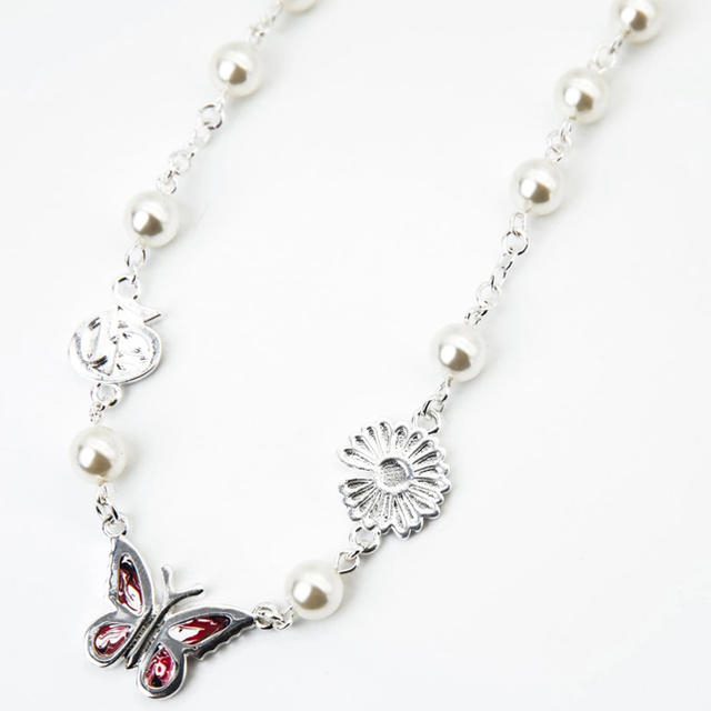 ジヨン着用STUGAZI GD BUTTERFLY ANGEL NECKLACE