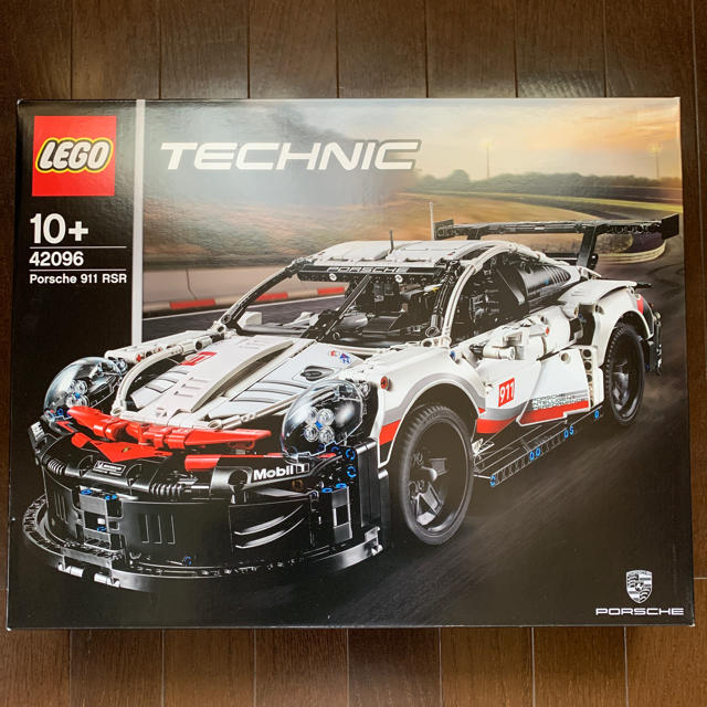 LEGO ポルシェ 911 RSR 新品未開封 1個 【半額】 52.0%OFF www.machi-clean.co.jp