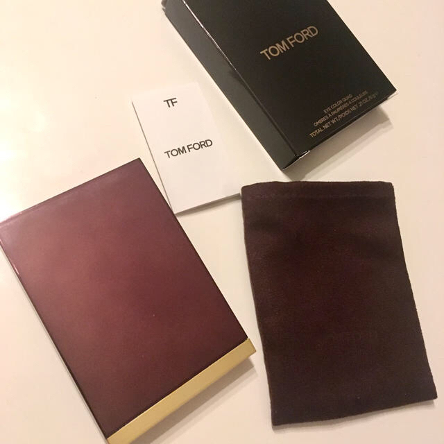 TOM FORD(トムフォード)のTOM FORD トムフォード アイカラー クォード 04A サスピション コスメ/美容のベースメイク/化粧品(アイシャドウ)の商品写真