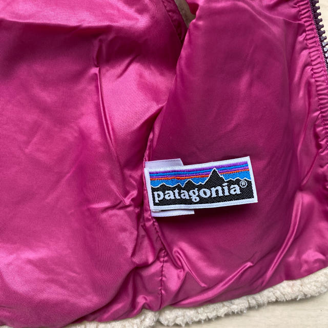 patagonia(パタゴニア)のパタゴニア ボアベスト 旧タグ レトロXベスト ピンク 18M ベビー キッズ/ベビー/マタニティのキッズ服女の子用(90cm~)(ジャケット/上着)の商品写真