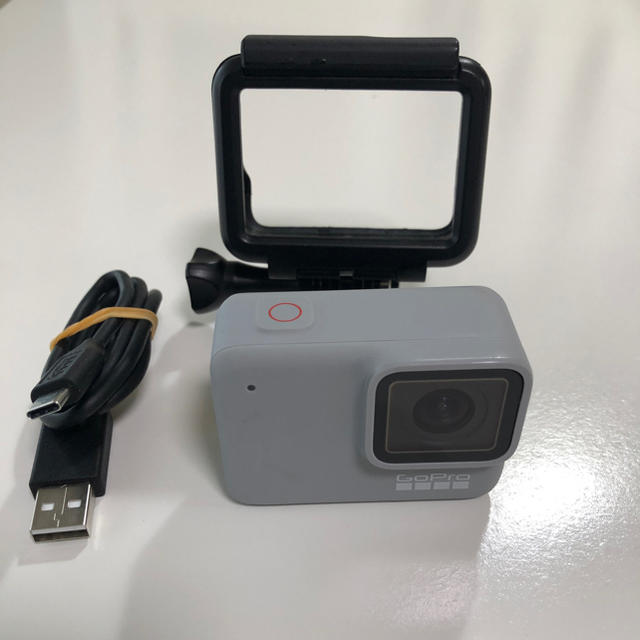 GoPro(ゴープロ)のGopro7 white スマホ/家電/カメラのカメラ(その他)の商品写真