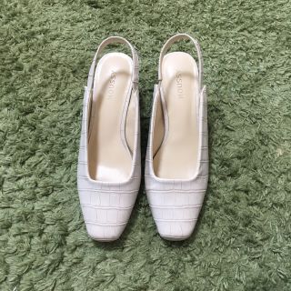 マウジー(moussy)のマウジー SQUARE TOE STRAP PUMPS(ハイヒール/パンプス)