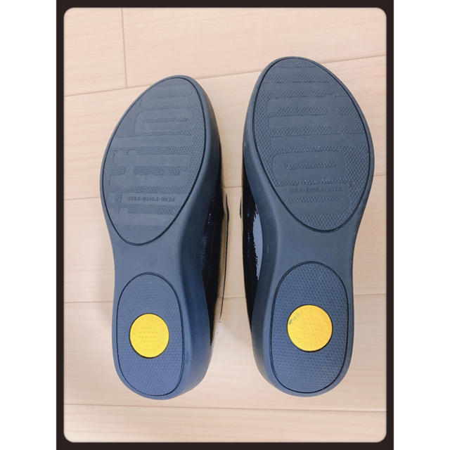 fitflop(フィットフロップ)の【美品】fitflop エナメルスリッポンシューズ 24.5 レディースの靴/シューズ(スリッポン/モカシン)の商品写真