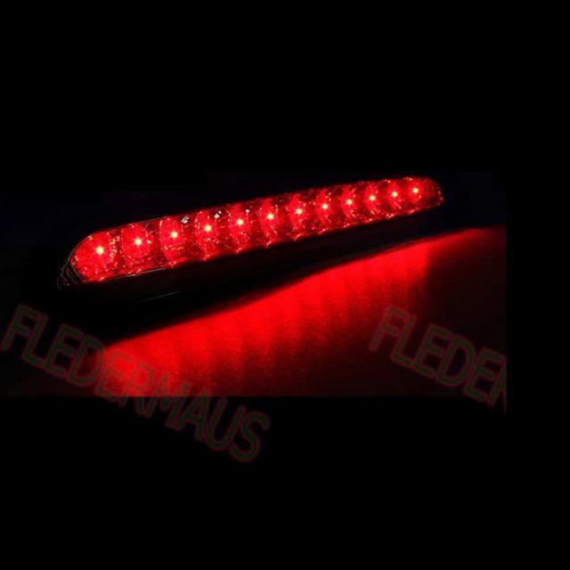 ハイマウント ストップランプ LEDライト 200系ハイエース 自動車/バイクの自動車(汎用パーツ)の商品写真