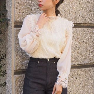 ダブルクローゼット(w closet)の【w closet】刺繍レース長袖ブラウス(シャツ/ブラウス(長袖/七分))