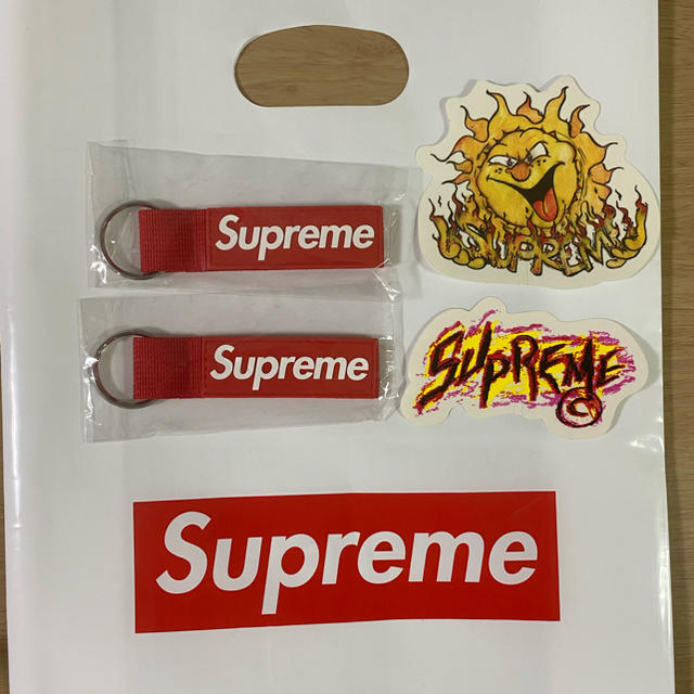 Supreme(シュプリーム)のシュプリーム キーチェーン supreme keychain セット メンズのファッション小物(キーホルダー)の商品写真