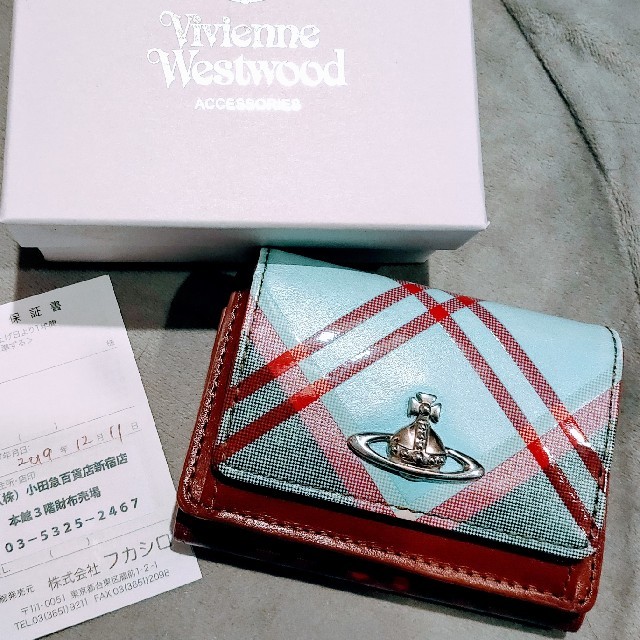 Vivienne Westwood(ヴィヴィアンウエストウッド)の3つ折りミニ財布 Vivienne Westwood レディースのファッション小物(財布)の商品写真