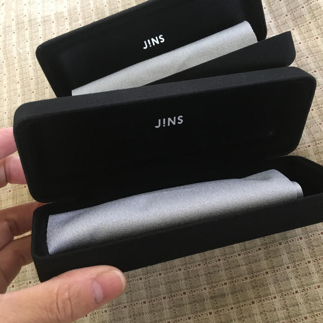 JINS(ジンズ)のJINS メガネケース　黒 2個 レディースのファッション小物(サングラス/メガネ)の商品写真