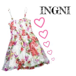 イング(INGNI)のINGNI 美品 花柄ワンピ(ミニワンピース)