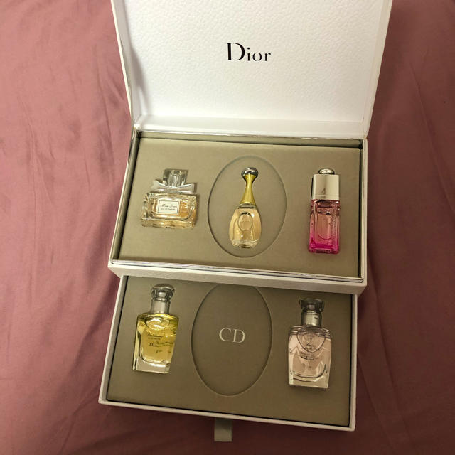 Dior(ディオール)のDior 香水　box コスメ/美容の香水(香水(女性用))の商品写真