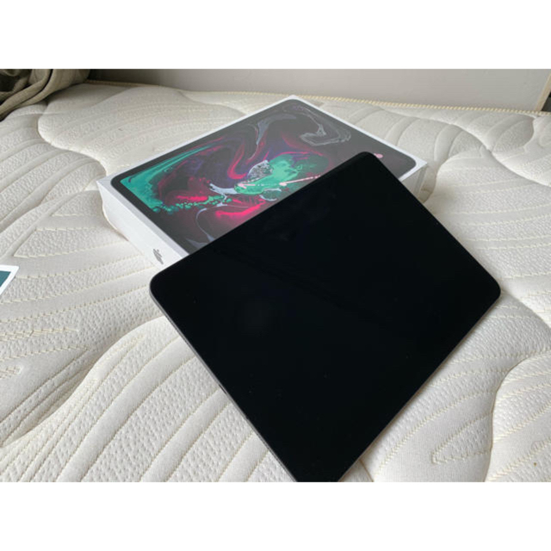 iPad(アイパッド)のiPad Pro 11 256G wifi+cellular MU102J/A スマホ/家電/カメラのPC/タブレット(タブレット)の商品写真