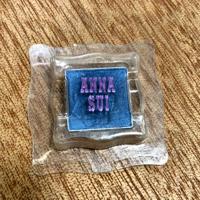 ANNA SUI(アナスイ)のアナスイ　アイシャドー コスメ/美容のベースメイク/化粧品(アイシャドウ)の商品写真