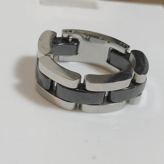 セラミック   指輪 リング 黒 レディースのアクセサリー(リング(指輪))の商品写真