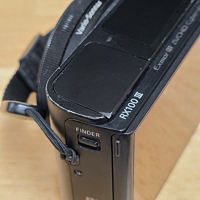 SONY(ソニー)のSONY Cyber−Shot RX DSC-RX100M3 スマホ/家電/カメラのカメラ(コンパクトデジタルカメラ)の商品写真