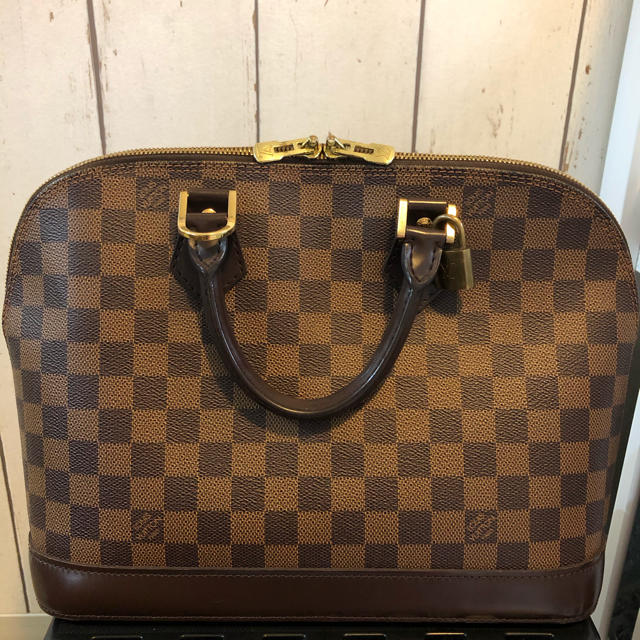 大幅値下げします！　LOUISVUITTON  ルイヴィトン　ダミエ　バッグ