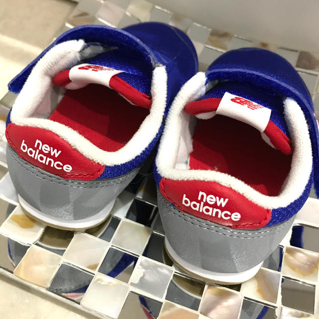 New Balance(ニューバランス)のニューバランス スニーカー　値下げ キッズ/ベビー/マタニティのベビー靴/シューズ(~14cm)(スニーカー)の商品写真