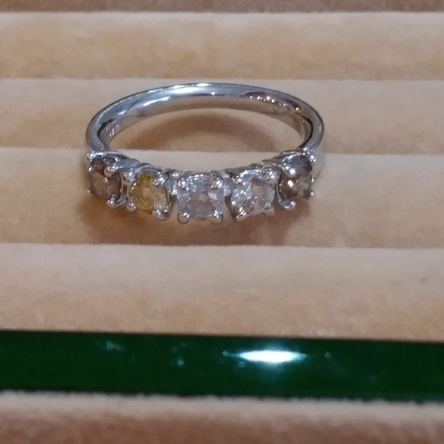 今日はガッツリお値下げPT950 ダイヤ0.96ct 一文字リング レディースのアクセサリー(リング(指輪))の商品写真