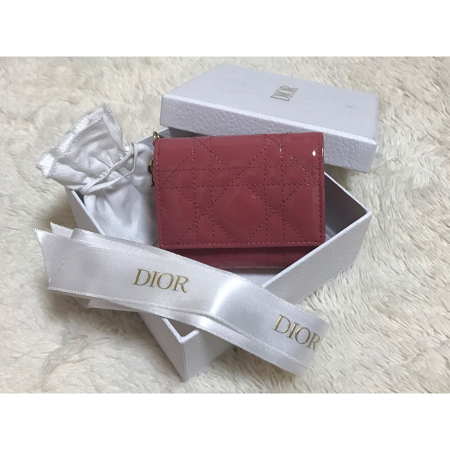 Christian Dior(クリスチャンディオール)の期間限定値下げdior☆折りたたみ財布☆ミニ財布☆チャーム付き メンズのファッション小物(折り財布)の商品写真