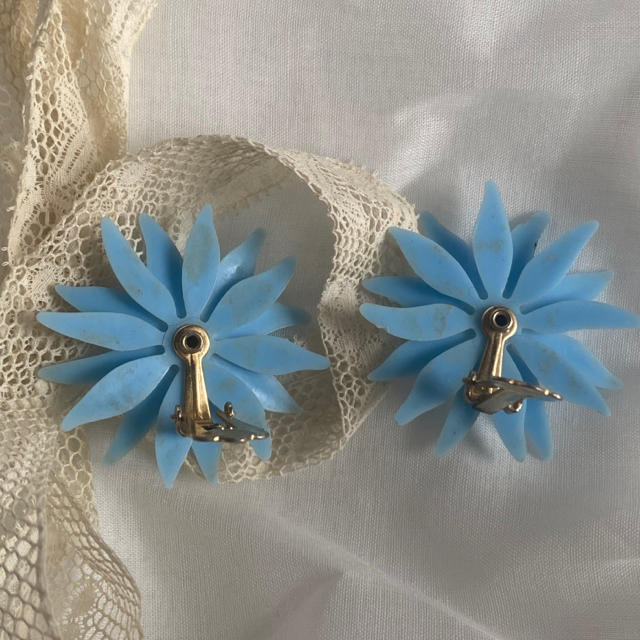 Lochie(ロキエ)のBlue vintage earring 60s レディースのアクセサリー(イヤリング)の商品写真