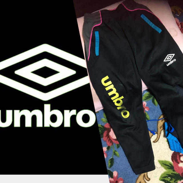 UMBRO(アンブロ)の難あり❣️アンブロ　長ズボン　130  穴あきあり キッズ/ベビー/マタニティのキッズ服男の子用(90cm~)(パンツ/スパッツ)の商品写真