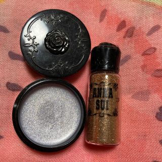 アナスイ(ANNA SUI)のアナスイ　カラーパウダー501 と　アイグリッター001(アイシャドウ)