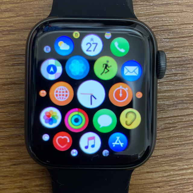 Apple Watch(アップルウォッチ)のApple Watch series4 40mm GPSモデル メンズの時計(腕時計(デジタル))の商品写真