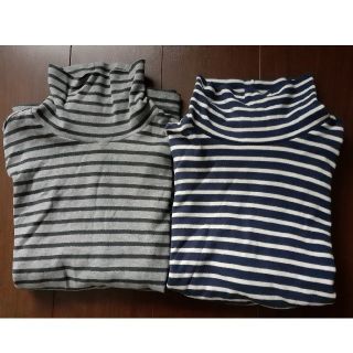 ユニクロ(UNIQLO)のユニクロ　ボーダータートルネックカットソー　2枚　150サイズ(Tシャツ/カットソー)