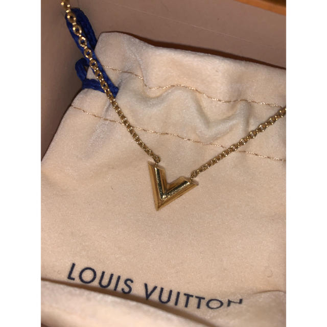 LOUIS VUITTON(ルイヴィトン)の早い者勝ち　ネックレス　ルイヴィトン   レディースのアクセサリー(ネックレス)の商品写真