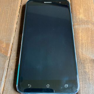 エイスース(ASUS)のzenfone 3  32gb バッテリー＋バッテリー交換キット付き(スマートフォン本体)