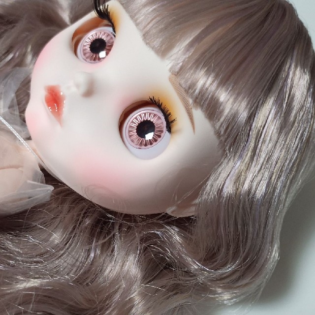 新品アイシードール うす茶Mix ニューフェイス 本体のみの通販 by