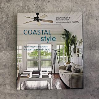 Coastal Style: Home Decorating Ideas Isp(洋書)