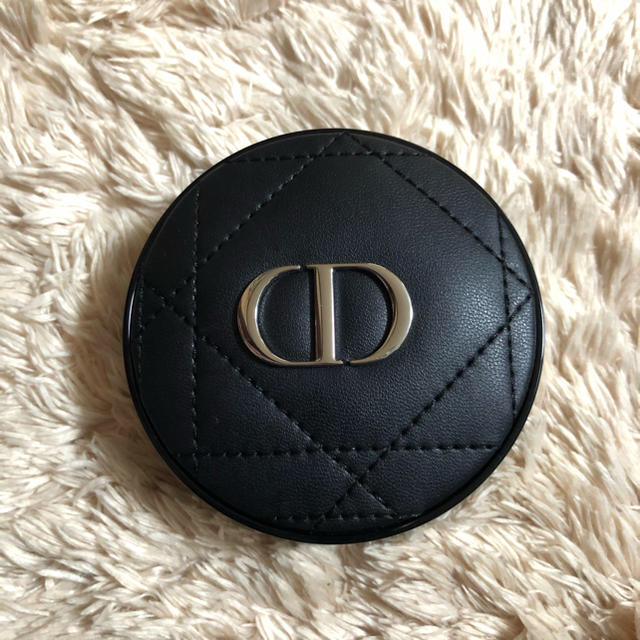 Dior(ディオール)のディオール　スキンフォーエヴァー　クッションファンデーション コスメ/美容のベースメイク/化粧品(ファンデーション)の商品写真