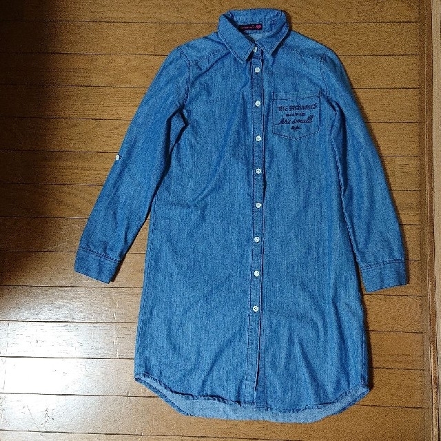 lovetoxic(ラブトキシック)のデニムシャツワンピース  150 ラブトキシック キッズ/ベビー/マタニティのキッズ服女の子用(90cm~)(ワンピース)の商品写真