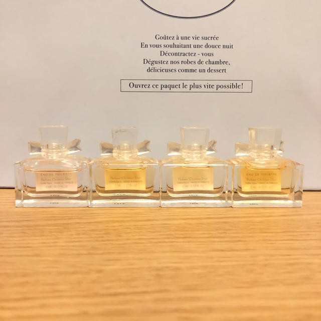 Dior(ディオール)のDior  ミニ香水　セット　5ml×4 コスメ/美容の香水(香水(女性用))の商品写真