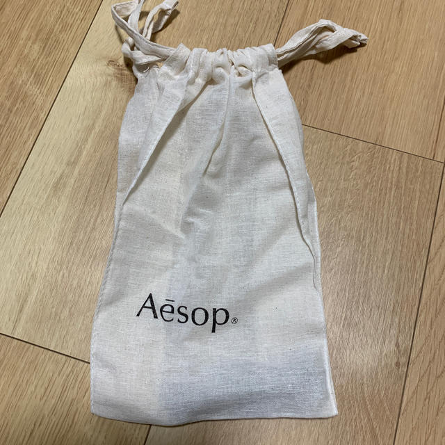 Aesop(イソップ)のイソップ　リップクリーム　袋付き コスメ/美容のスキンケア/基礎化粧品(リップケア/リップクリーム)の商品写真