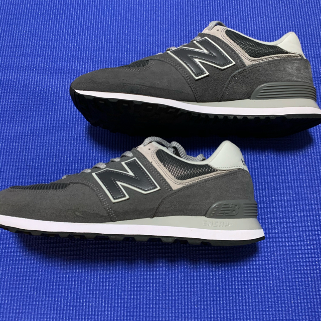 New Balance(ニューバランス)のニューバランス　ML574  グレー、ネイビー　28cm 2足組み メンズの靴/シューズ(スニーカー)の商品写真