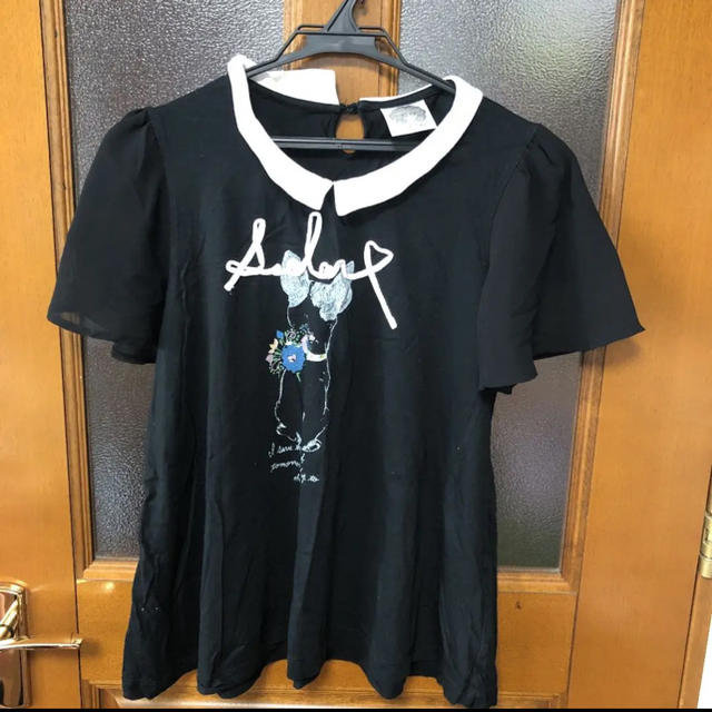 ScoLar(スカラー)のscolar スカラー  Tシャツ　黒　犬　レース　M 中古 レディースのトップス(Tシャツ(半袖/袖なし))の商品写真