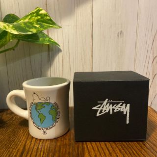 ステューシー(STUSSY)のstussy × peanuts コラボマグ(グラス/カップ)