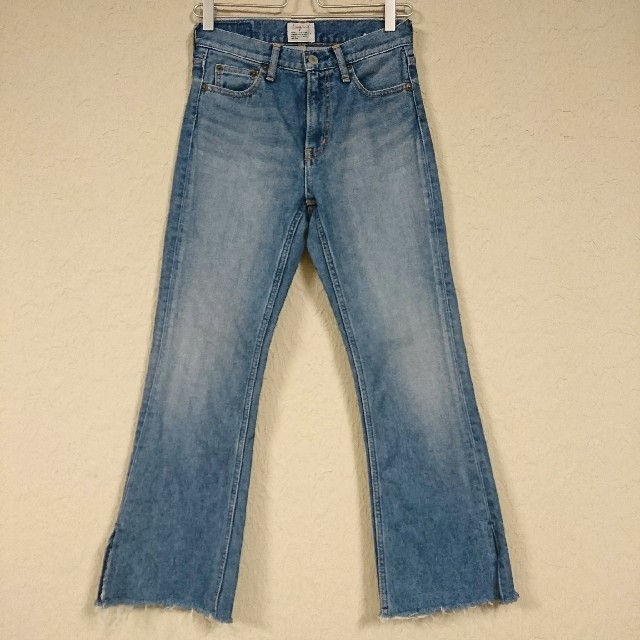 Ungrid(アングリッド)のungrid slit flare denim 24 レディースのパンツ(デニム/ジーンズ)の商品写真