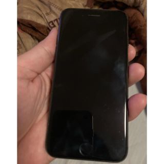 アップル(Apple)のiPhone7 128GB BLACK auSIMロック解除済(スマートフォン本体)