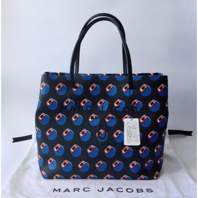 MARC JACOBS(マークジェイコブス)の新品★マークジェイコブス★A4可 ロゴ ショッパースクリーム ドットトートバッグ レディースのバッグ(トートバッグ)の商品写真