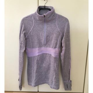 ルルレモン(lululemon)のお値引き☆美品　ルルレモン　トップス　サイズ4(ヨガ)