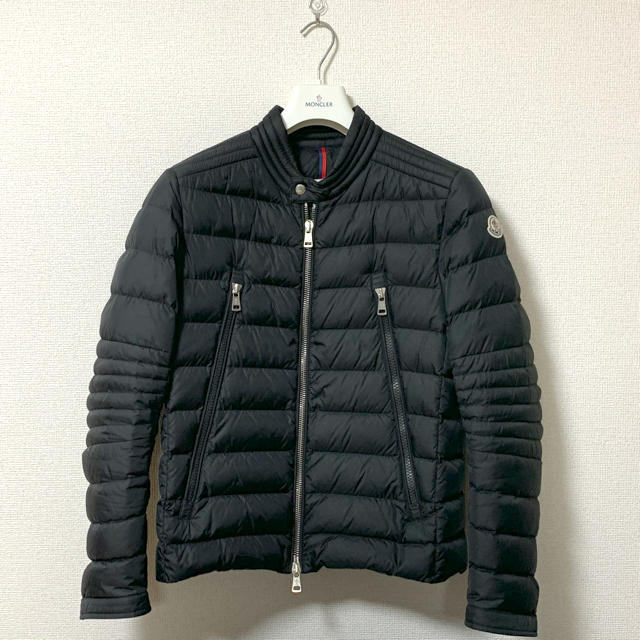 MONCLER(モンクレール)のムート様専用 メンズのジャケット/アウター(ダウンジャケット)の商品写真