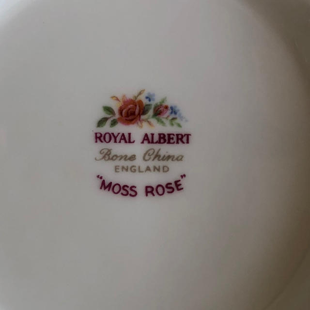 ROYAL ALBERT(ロイヤルアルバート)のローヤルアルバート、シュガーポット&クリーマー インテリア/住まい/日用品のキッチン/食器(食器)の商品写真