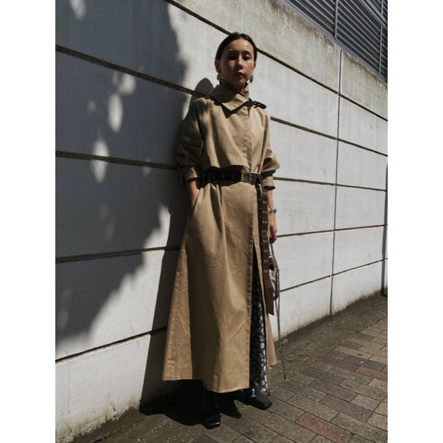 Ameri VINTAGE(アメリヴィンテージ)のASYMMETRY STAND COLLAR COAT Ameri  レディースのジャケット/アウター(ロングコート)の商品写真