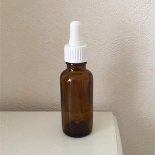 セイカツノキ(生活の木)の新品　ガラス　スポイト瓶30ml(アロマグッズ)