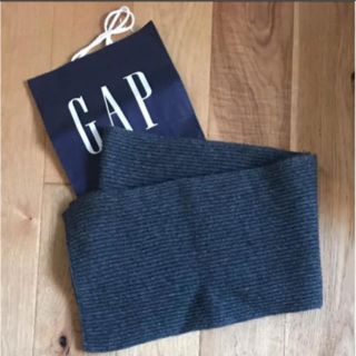 ギャップ(GAP)の【美品】GAP チャコールグレー　リブマフラー(マフラー)