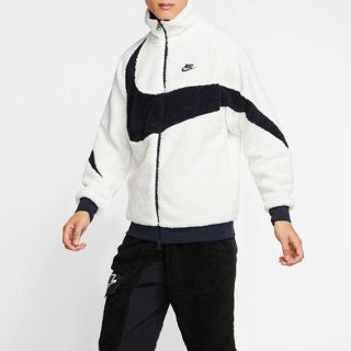 ナイキ(NIKE)の新品 XL NIKE ビッグ スウォッシュ ボア ジャケット(ブルゾン)