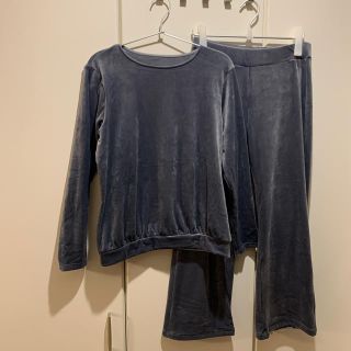 ユニクロ(UNIQLO)のウルトラストレッチシームスセット グレー UNIQLO(ルームウェア)